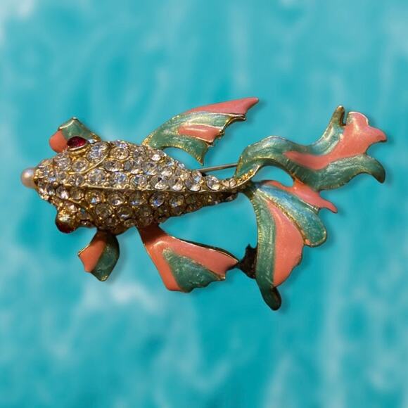 Lovely Vintage Angel Fish with Pink and Aqua Enamel Fins and Rhinestones… - Picture 1 of 5